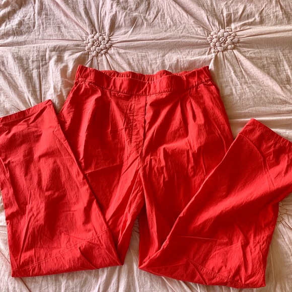 Red Lululemon Trousers - Picture 1 of 4